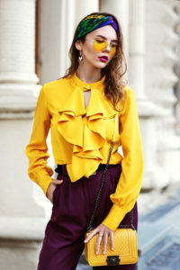 5 stylizacji, do których możesz nosić żółtą torebkę damską!