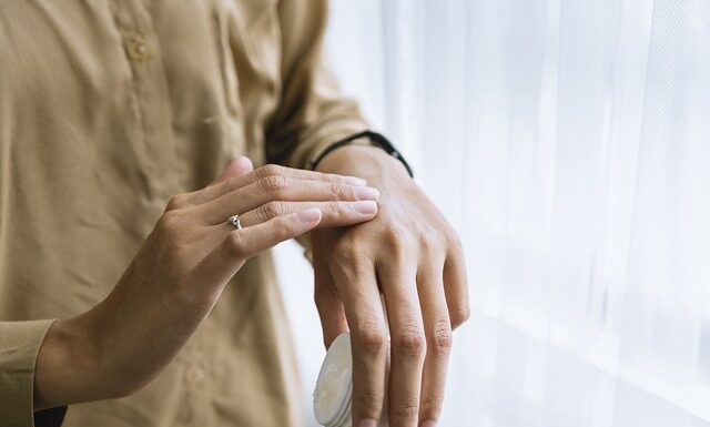 Jaki krem nawilżający do twarzy? Jaki krem nawilżający do twarzy?