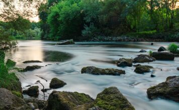 Ile prądu pobiera lampa do paznokci?