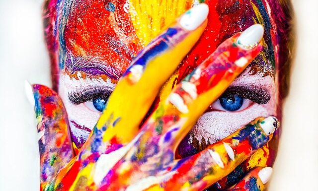 Czy jest sens kupować drogie kosmetyki?