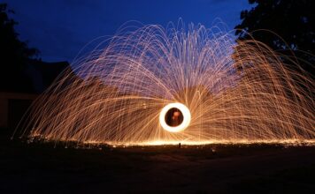 Czy można kręcić mokre włosy?