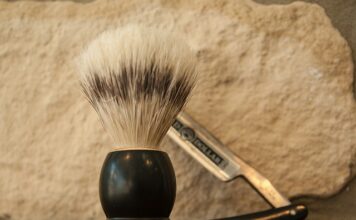 Na czym polega golarka foliowa?