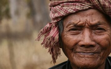 Jaki olej na zmarszczki pod oczami?